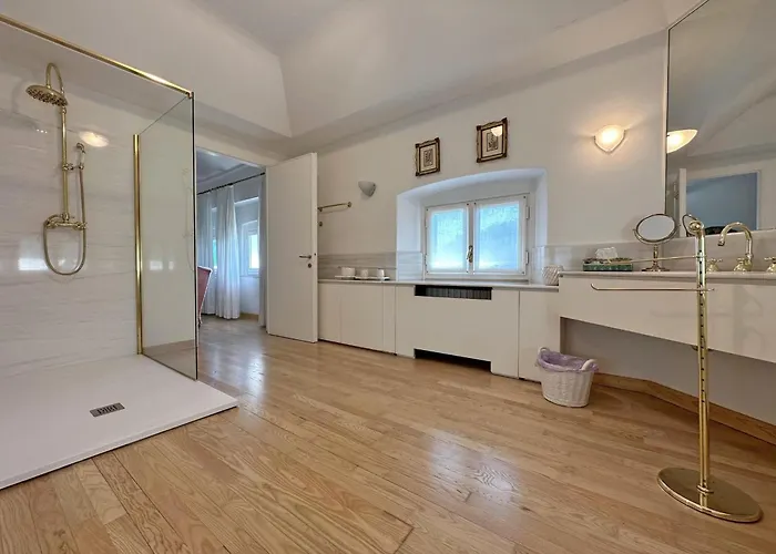 Villa Doria 10 Pax By Villasretreats Porto Venere