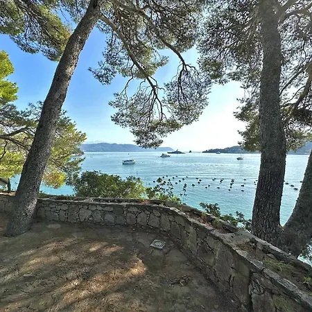 Doria 10 Pax By Villasretreats Villa Porto Venere