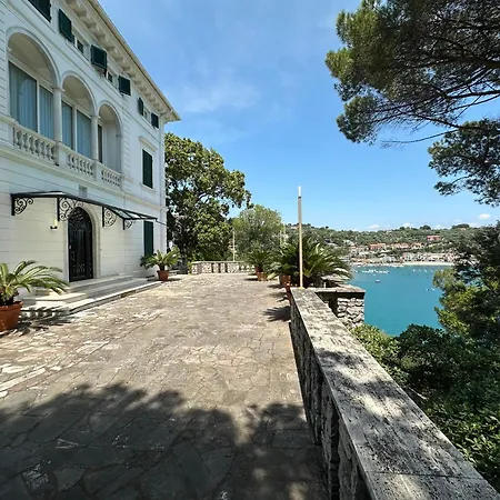 Villa Doria 10 Pax By Villasretreats